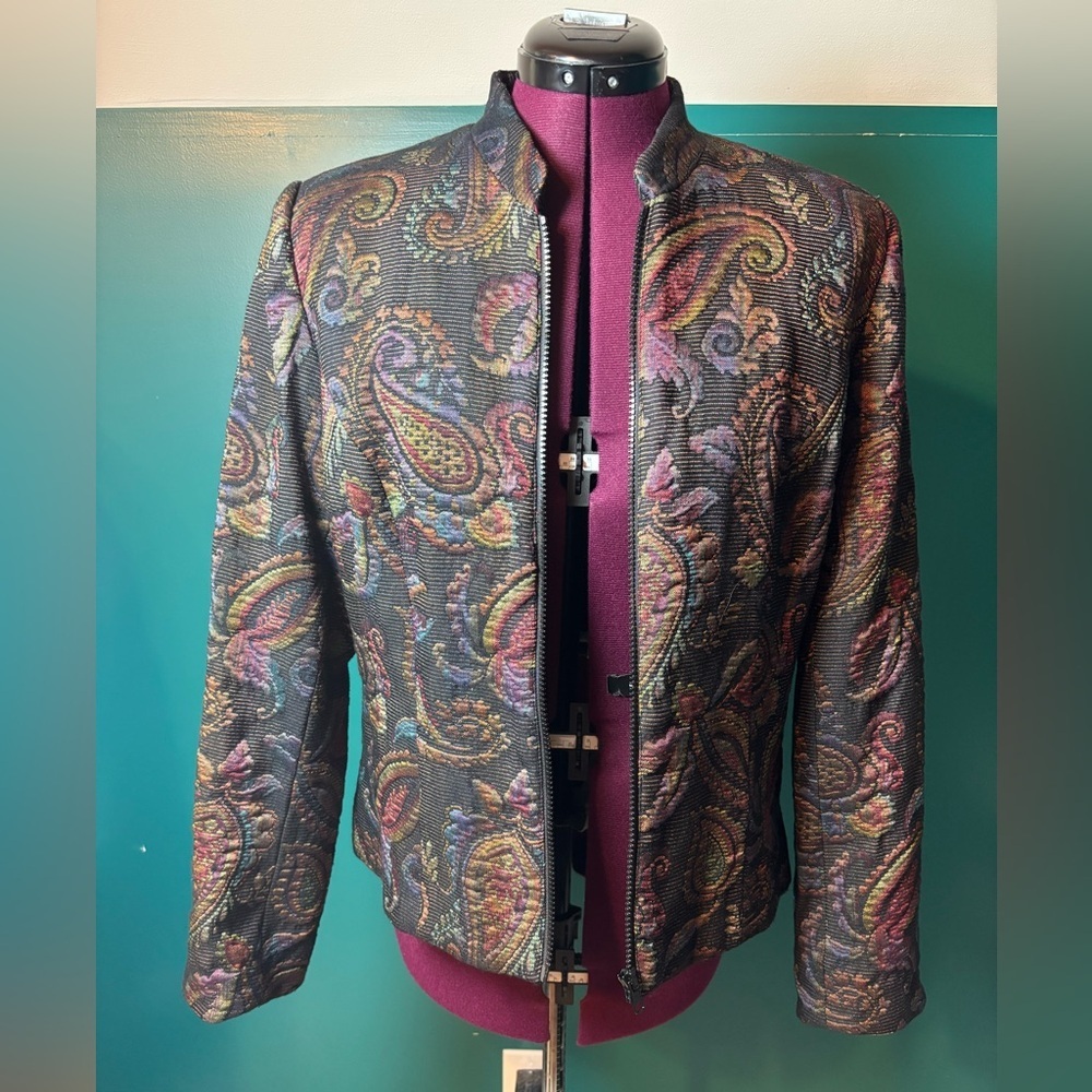 Nina Cole Elegant Paisley Women's Blazer NWT